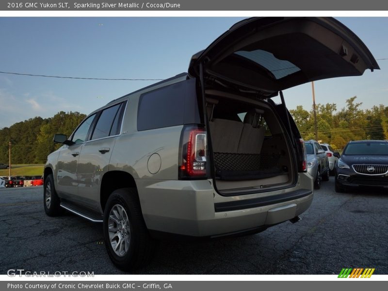 Sparkling Silver Metallic / Cocoa/Dune 2016 GMC Yukon SLT