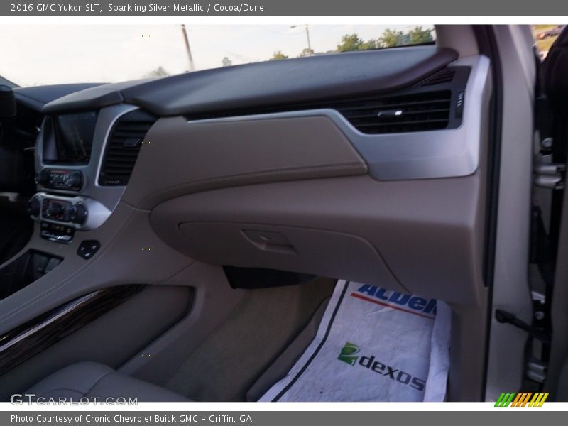 Sparkling Silver Metallic / Cocoa/Dune 2016 GMC Yukon SLT