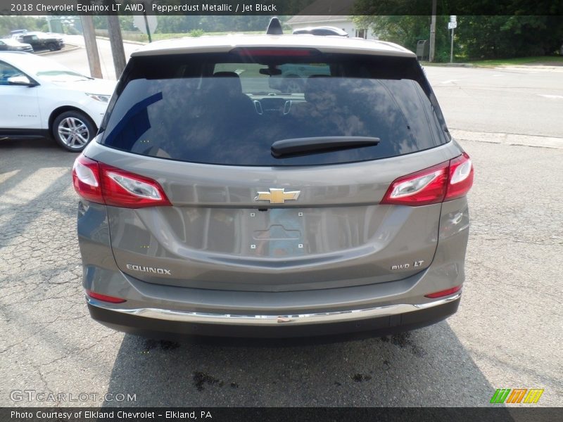 Pepperdust Metallic / Jet Black 2018 Chevrolet Equinox LT AWD