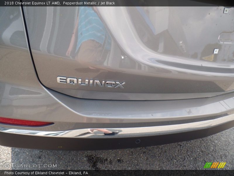 Pepperdust Metallic / Jet Black 2018 Chevrolet Equinox LT AWD