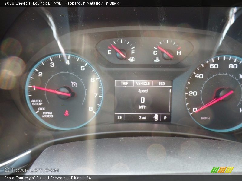 Pepperdust Metallic / Jet Black 2018 Chevrolet Equinox LT AWD