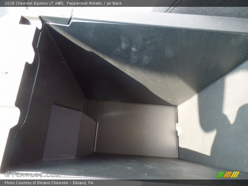 Pepperdust Metallic / Jet Black 2018 Chevrolet Equinox LT AWD