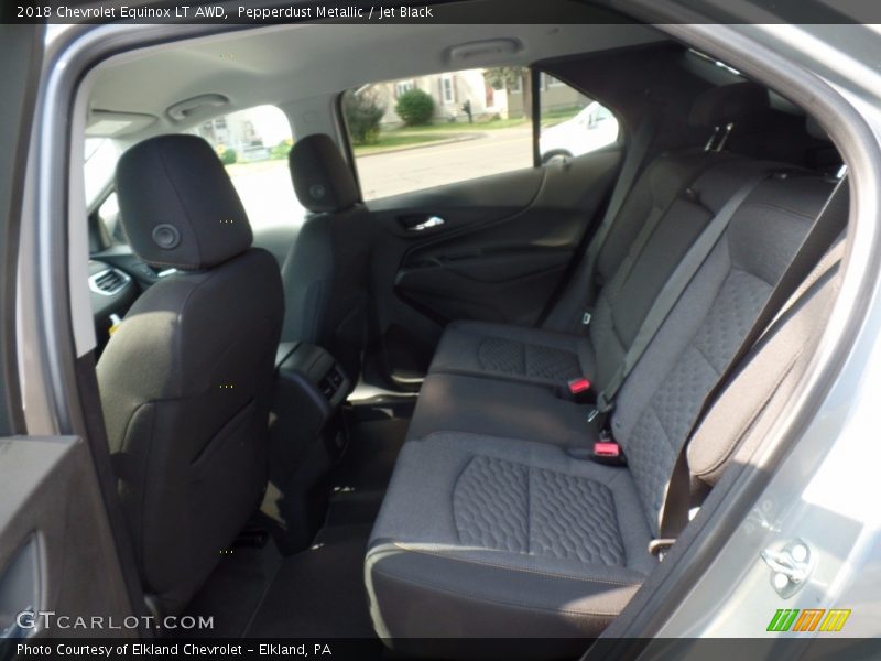 Pepperdust Metallic / Jet Black 2018 Chevrolet Equinox LT AWD