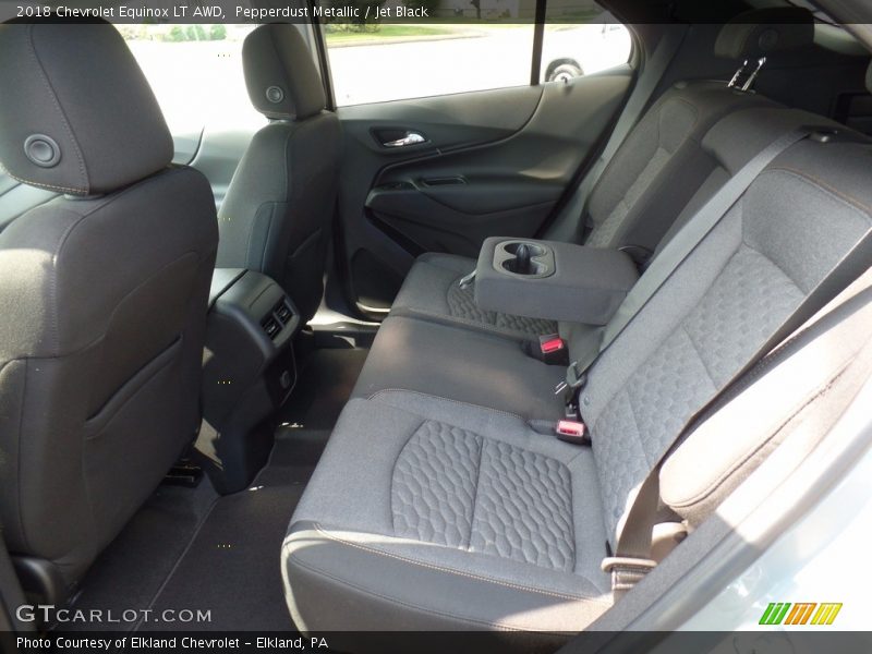 Pepperdust Metallic / Jet Black 2018 Chevrolet Equinox LT AWD