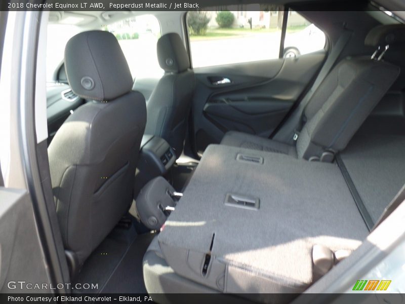 Pepperdust Metallic / Jet Black 2018 Chevrolet Equinox LT AWD