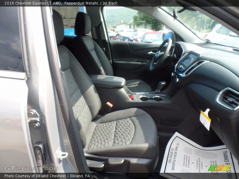 Pepperdust Metallic / Jet Black 2018 Chevrolet Equinox LT AWD