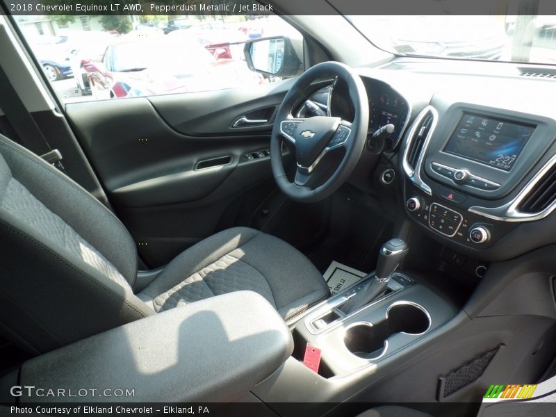 Pepperdust Metallic / Jet Black 2018 Chevrolet Equinox LT AWD
