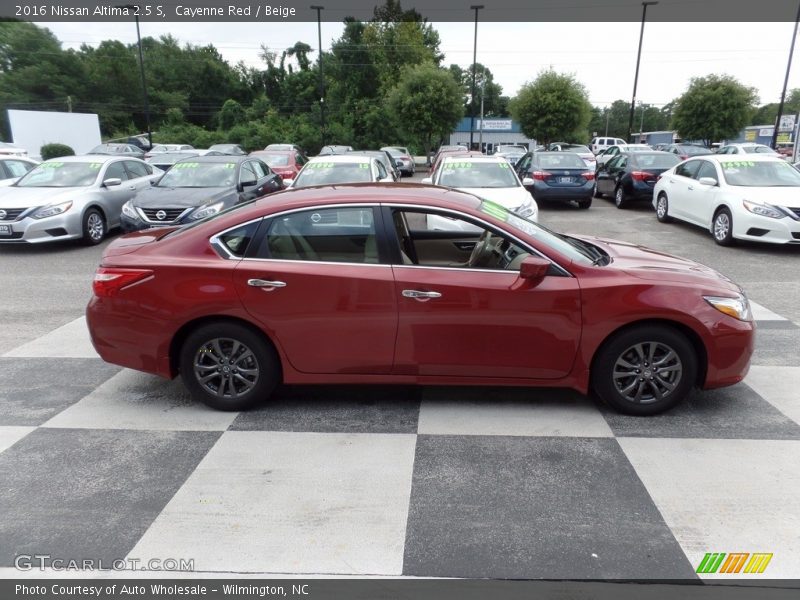 Cayenne Red / Beige 2016 Nissan Altima 2.5 S