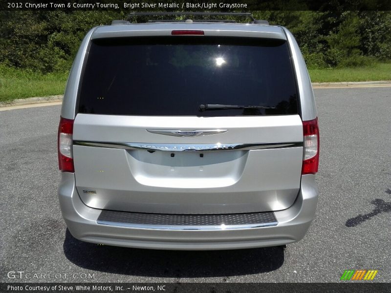 Bright Silver Metallic / Black/Light Graystone 2012 Chrysler Town & Country Touring