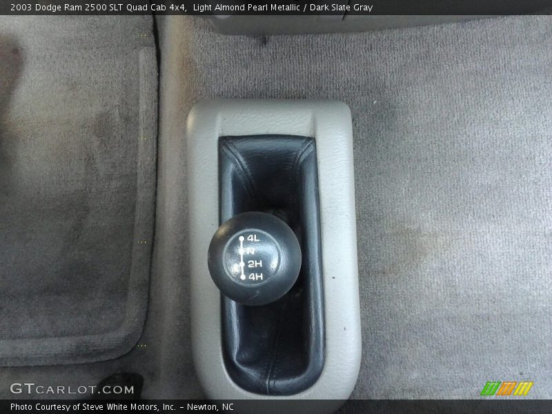 Light Almond Pearl Metallic / Dark Slate Gray 2003 Dodge Ram 2500 SLT Quad Cab 4x4
