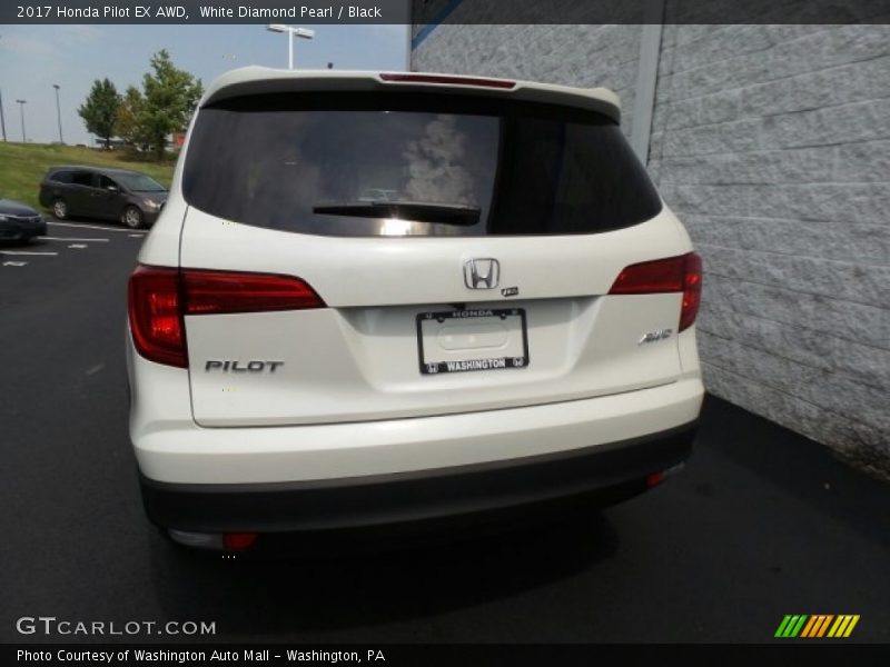 White Diamond Pearl / Black 2017 Honda Pilot EX AWD