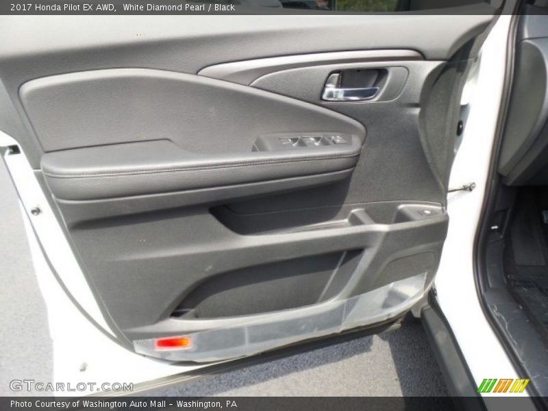 White Diamond Pearl / Black 2017 Honda Pilot EX AWD