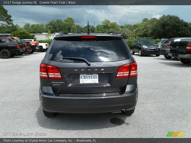 Granite Pearl-Coat / Black 2017 Dodge Journey SE