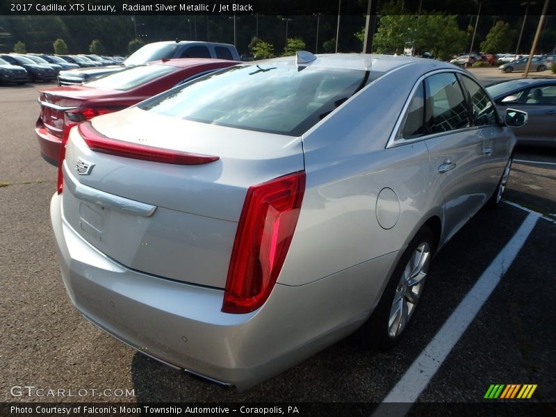 Radiant Silver Metallic / Jet Black 2017 Cadillac XTS Luxury