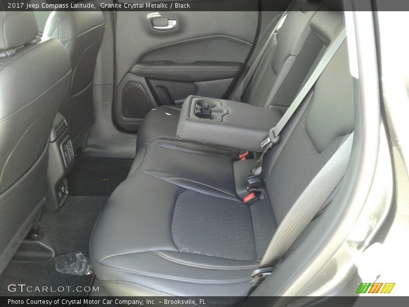 Granite Crystal Metallic / Black 2017 Jeep Compass Latitude