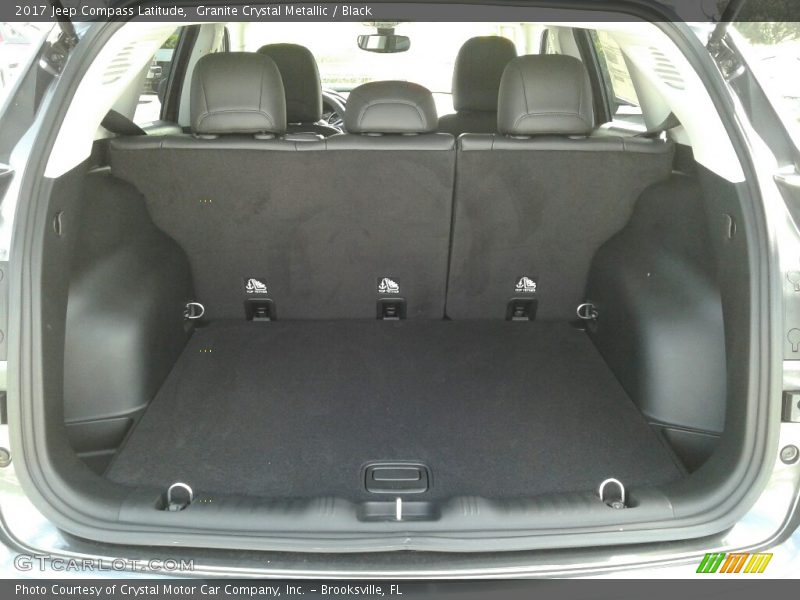 Granite Crystal Metallic / Black 2017 Jeep Compass Latitude