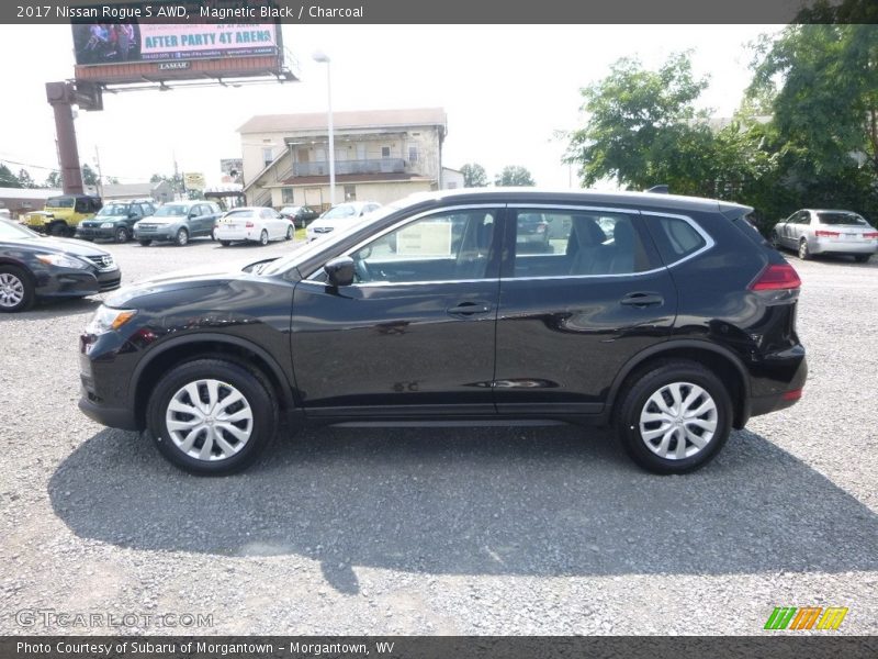 Magnetic Black / Charcoal 2017 Nissan Rogue S AWD