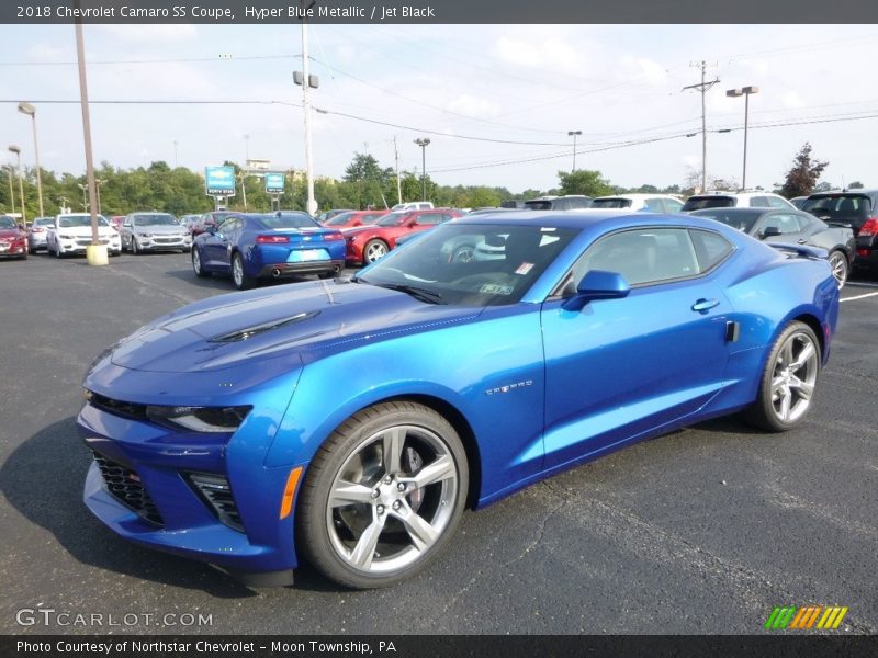 Front 3/4 View of 2018 Camaro SS Coupe