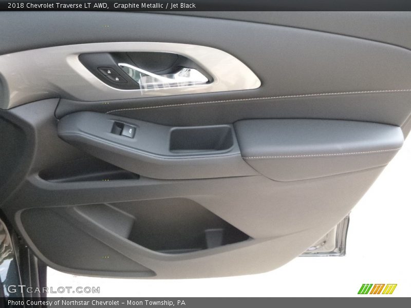 Graphite Metallic / Jet Black 2018 Chevrolet Traverse LT AWD