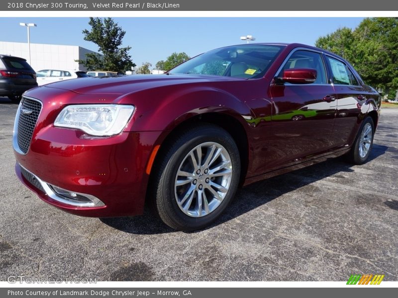 Velvet Red Pearl / Black/Linen 2018 Chrysler 300 Touring