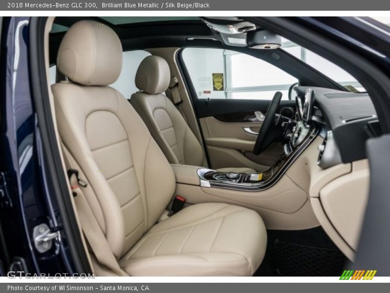 Brilliant Blue Metallic / Silk Beige/Black 2018 Mercedes-Benz GLC 300
