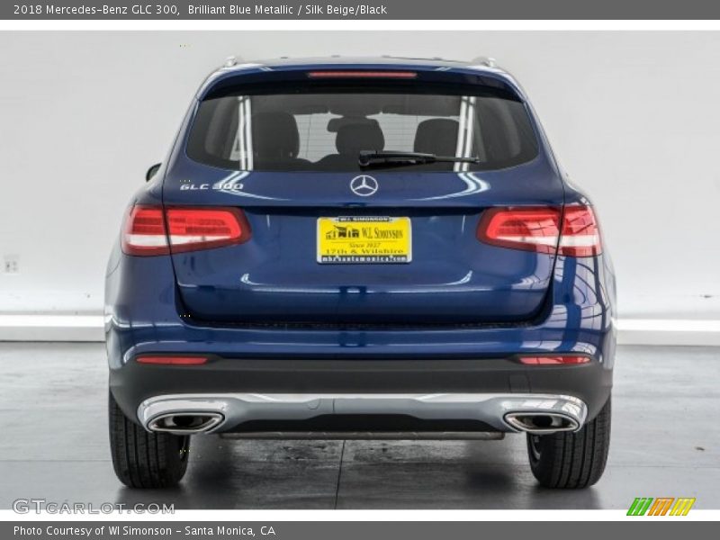 Brilliant Blue Metallic / Silk Beige/Black 2018 Mercedes-Benz GLC 300