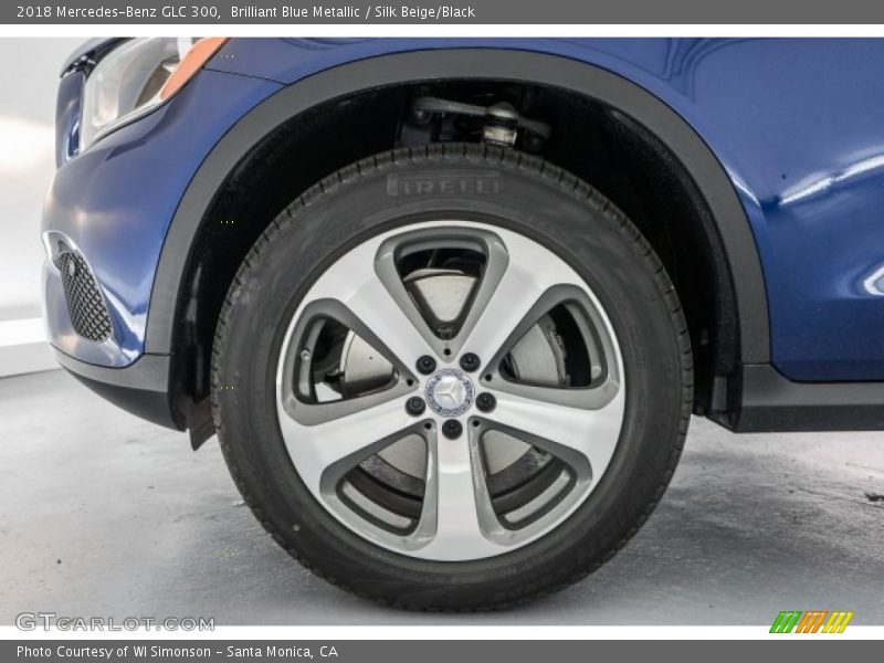 Brilliant Blue Metallic / Silk Beige/Black 2018 Mercedes-Benz GLC 300