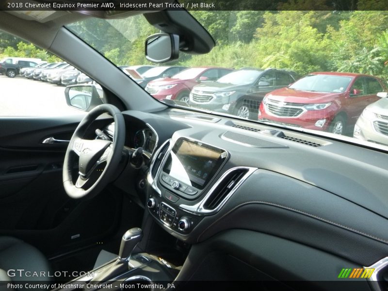 Iridescent Pearl Tricoat / Jet Black 2018 Chevrolet Equinox Premier AWD