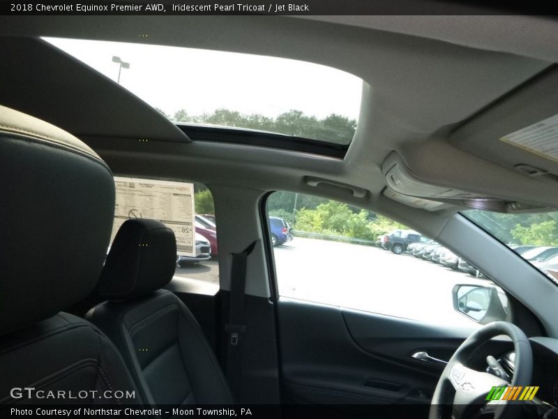 Iridescent Pearl Tricoat / Jet Black 2018 Chevrolet Equinox Premier AWD