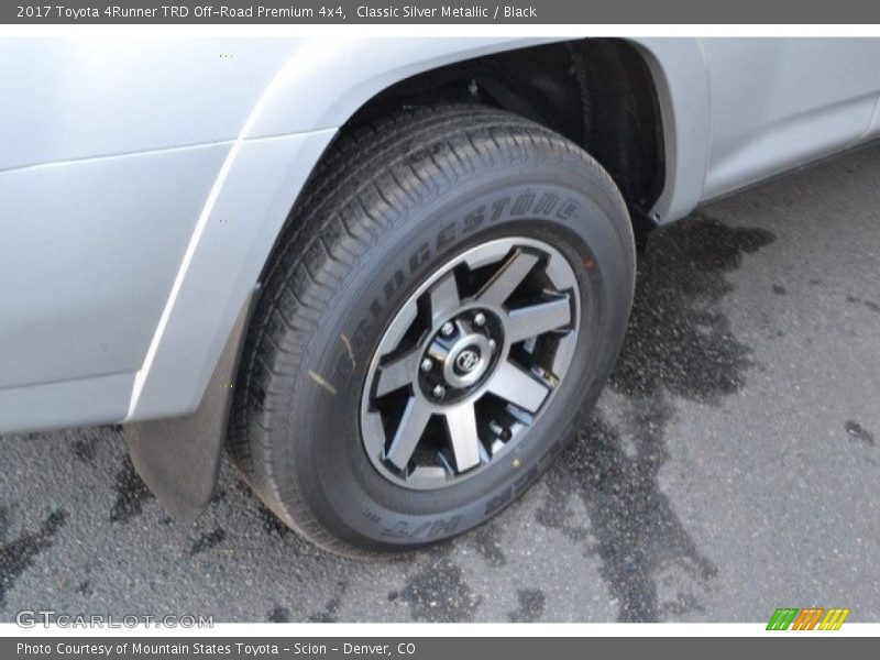 Classic Silver Metallic / Black 2017 Toyota 4Runner TRD Off-Road Premium 4x4