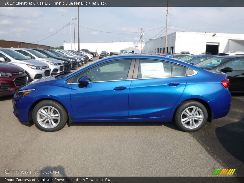 Kinetic Blue Metallic / Jet Black 2017 Chevrolet Cruze LT