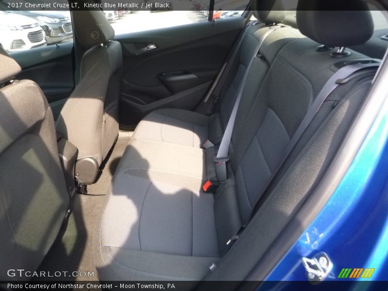 Kinetic Blue Metallic / Jet Black 2017 Chevrolet Cruze LT