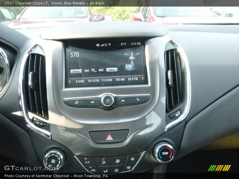 Kinetic Blue Metallic / Jet Black 2017 Chevrolet Cruze LT