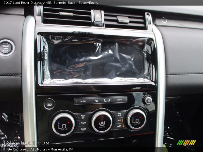 Santorini Black / Ebony/Ebony 2017 Land Rover Discovery HSE