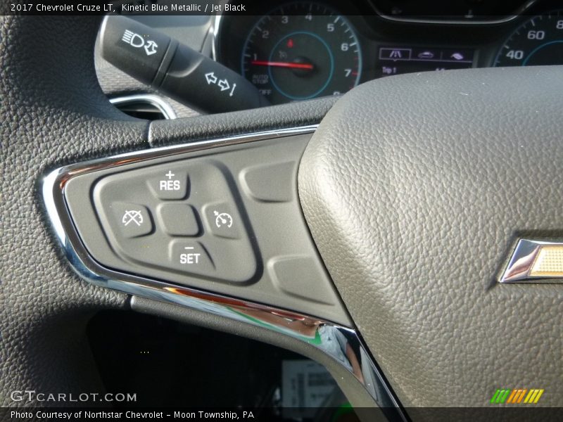 Kinetic Blue Metallic / Jet Black 2017 Chevrolet Cruze LT