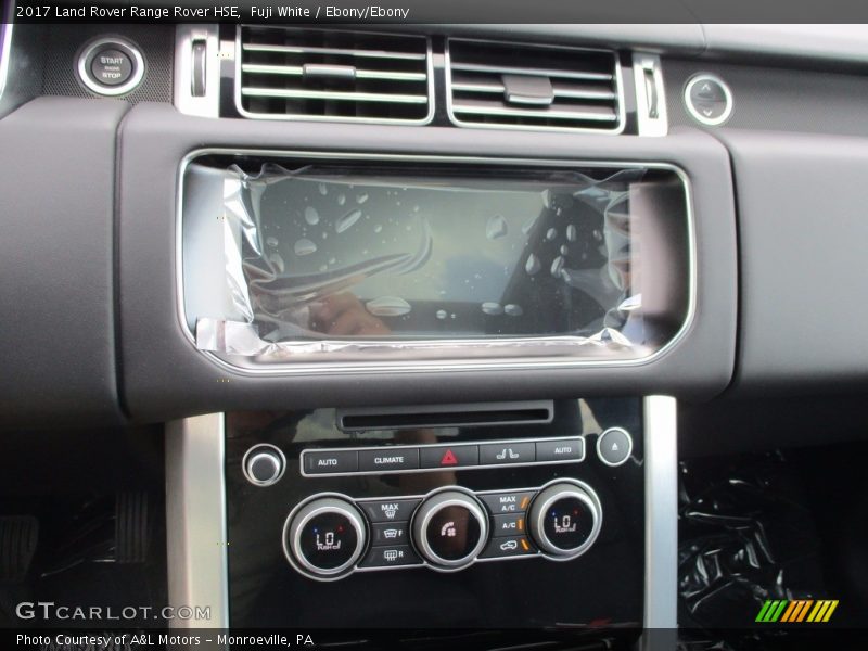 Fuji White / Ebony/Ebony 2017 Land Rover Range Rover HSE