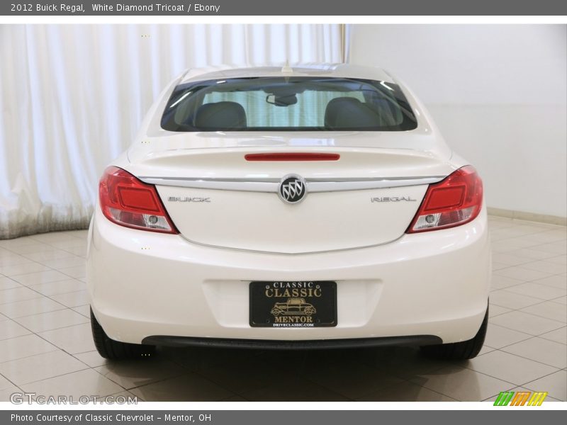 White Diamond Tricoat / Ebony 2012 Buick Regal