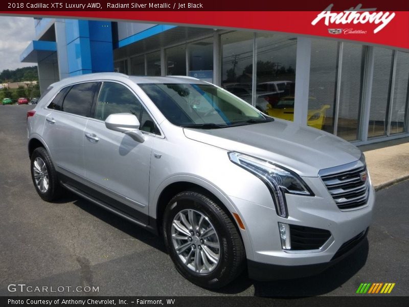 Radiant Silver Metallic / Jet Black 2018 Cadillac XT5 Luxury AWD