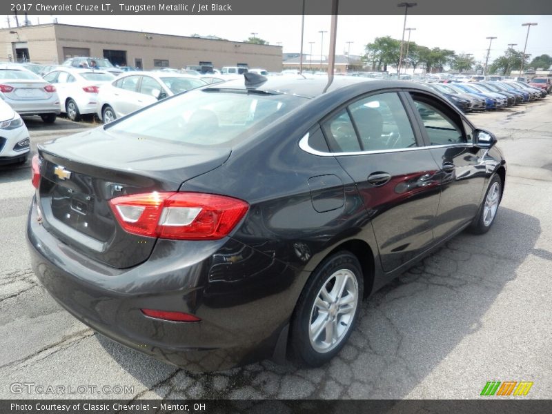 Tungsten Metallic / Jet Black 2017 Chevrolet Cruze LT