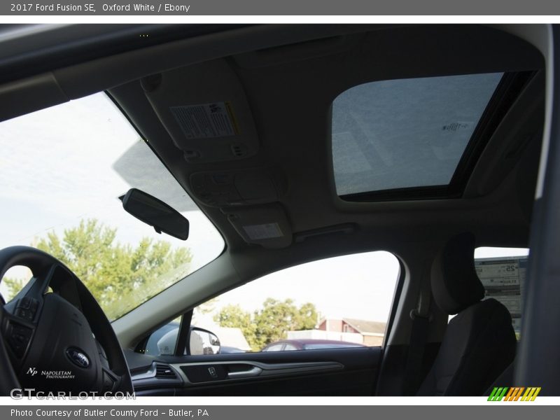Oxford White / Ebony 2017 Ford Fusion SE