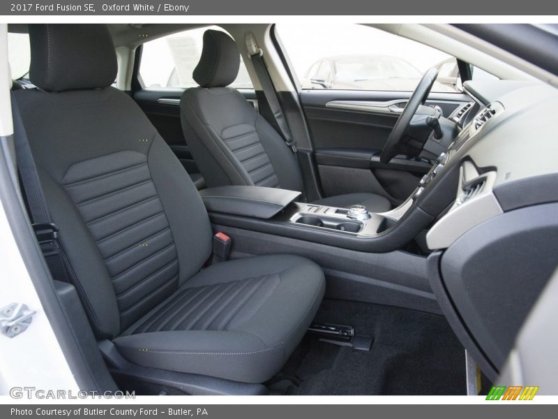 Oxford White / Ebony 2017 Ford Fusion SE