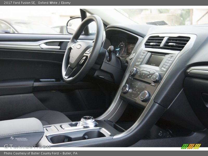 Oxford White / Ebony 2017 Ford Fusion SE