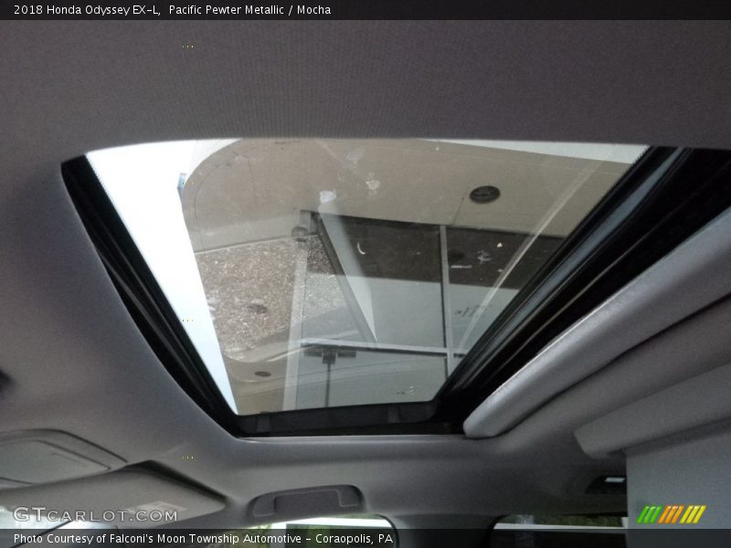 Pacific Pewter Metallic / Mocha 2018 Honda Odyssey EX-L