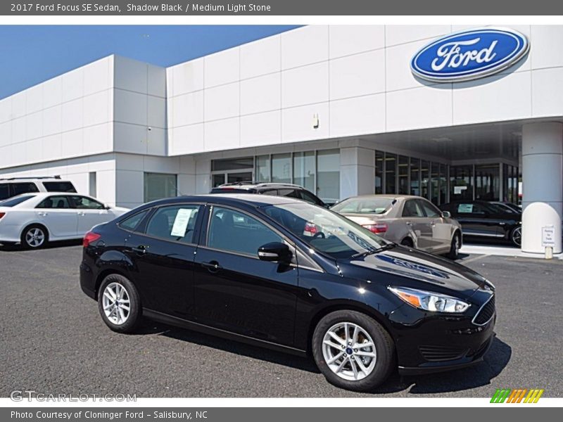 Shadow Black / Medium Light Stone 2017 Ford Focus SE Sedan