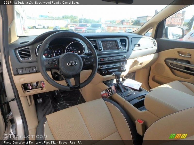 Beechwood Pearl / Camel Beige 2017 Kia Sedona LX