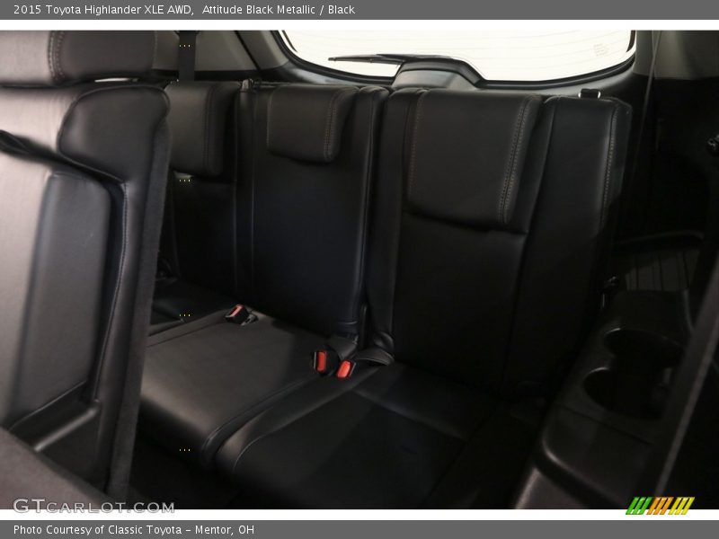 Attitude Black Metallic / Black 2015 Toyota Highlander XLE AWD
