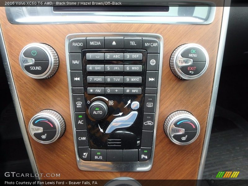 Controls of 2016 XC60 T6 AWD