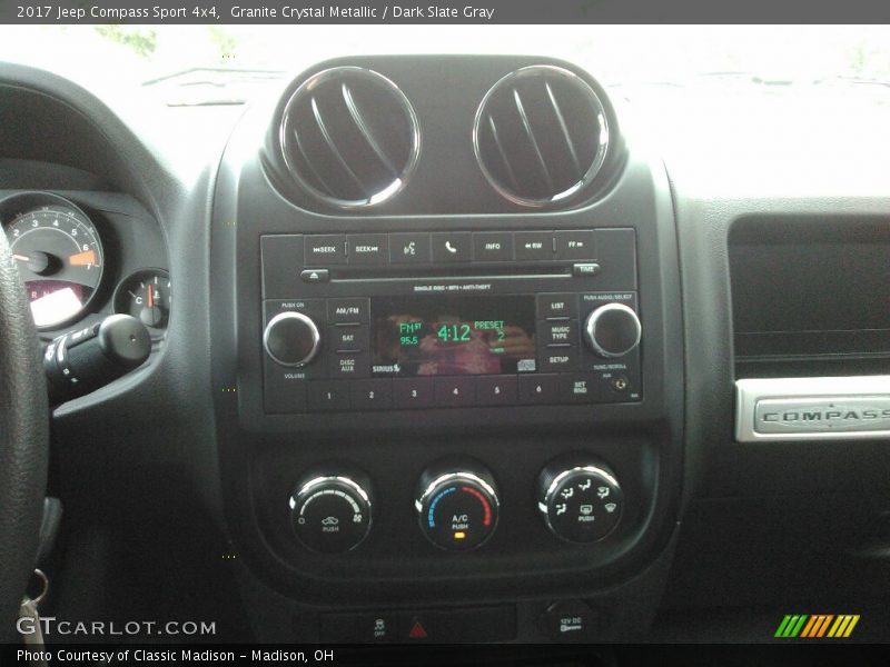Granite Crystal Metallic / Dark Slate Gray 2017 Jeep Compass Sport 4x4