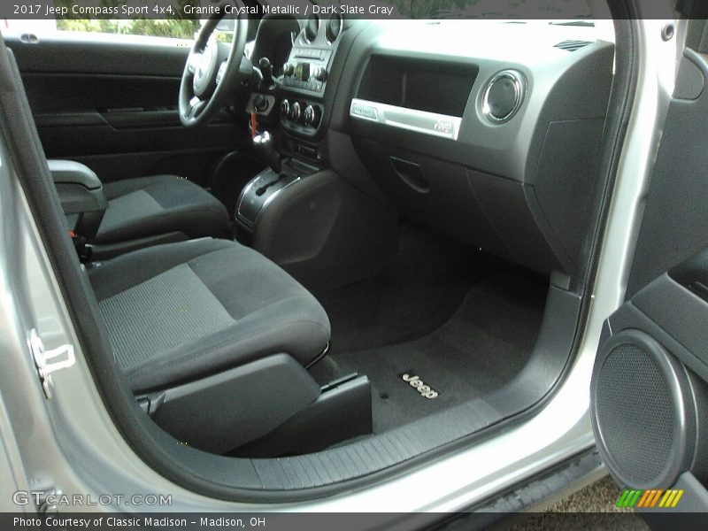 Granite Crystal Metallic / Dark Slate Gray 2017 Jeep Compass Sport 4x4