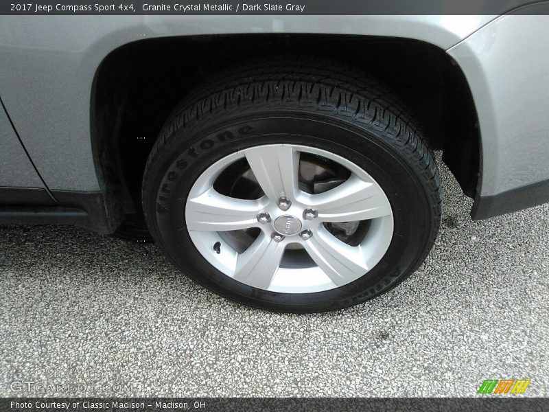 Granite Crystal Metallic / Dark Slate Gray 2017 Jeep Compass Sport 4x4
